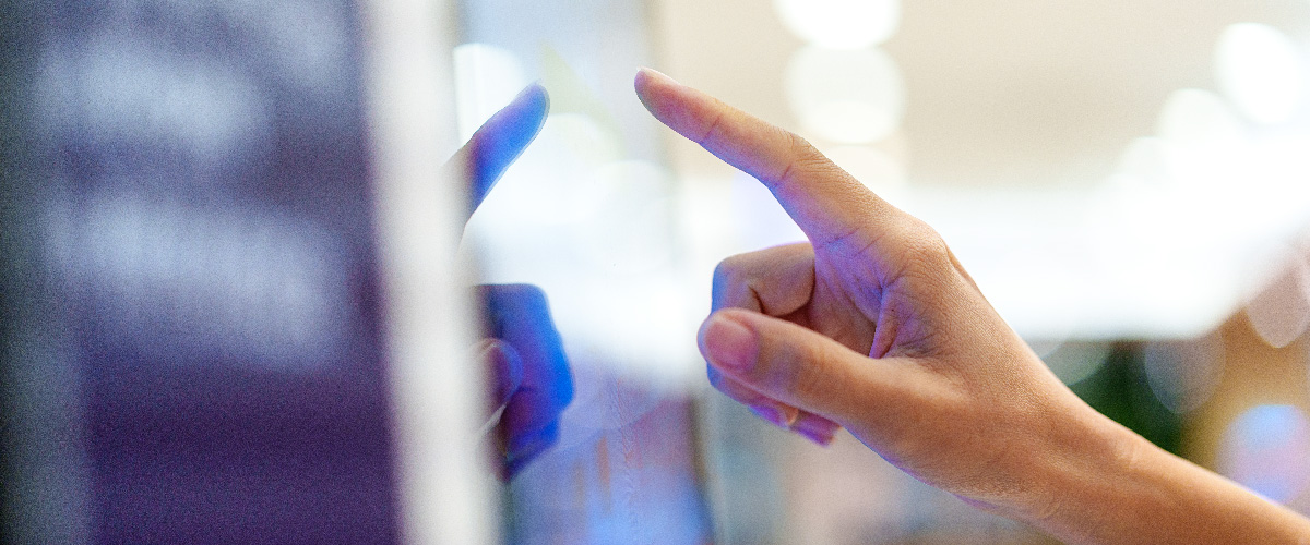 Using Customer Self-Service Portals to Enhance Retail and Service Efficiency